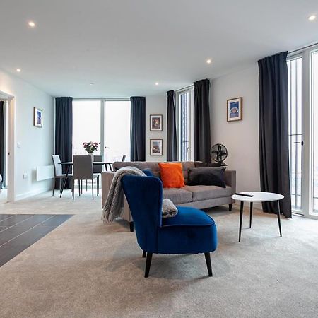 Spacious 2 Bed Apartment In Central Манчестер Экстерьер фото